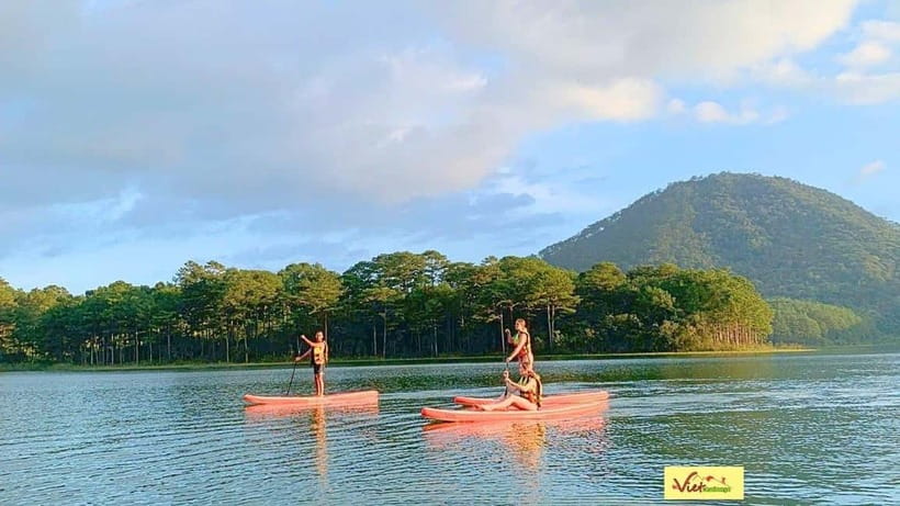 Da Lat : TREKKING PINHAT - SUP/ KAYAK AT TUYEN LAM LAKE - Tuyen Lam Lake SUP or kayak: gear included, swim time available