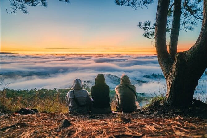 Dalat: Cloud Hunting & Sunrise Trekking to Hon Ho Mountain - What’s included (and what that means for your budget)