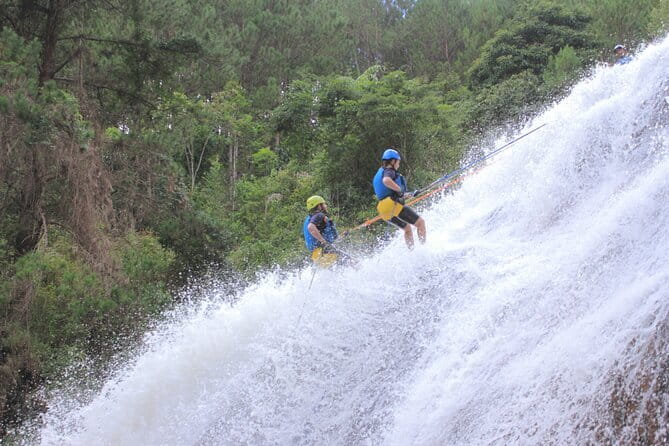 Dalat: Cloud Hunting & Sunrise Trekking to Hon Ho Mountain - Good for beginners, but dress like it’s cold