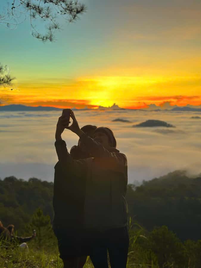Dalat: Sunrise Trekking and Cloud Hunting experience - The Trail to Pinhatt Peak: Beginner-Friendly, But Still Real Morning Walking