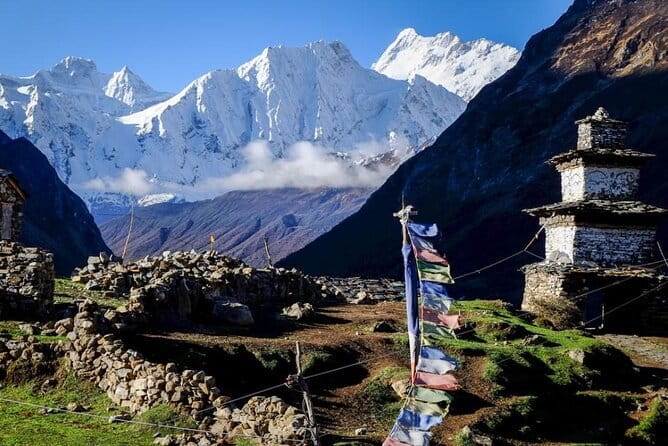 Dancing in the Manaslu Circuit Trek - Getting Started in Kathmandu: Pickup and a Clean Launch
