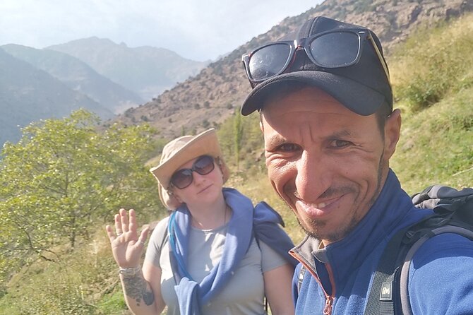 Day Trekking Atlas Mountains - Asni and Moulay Ibrahim Valley: camel moment at the gate of the Atlas