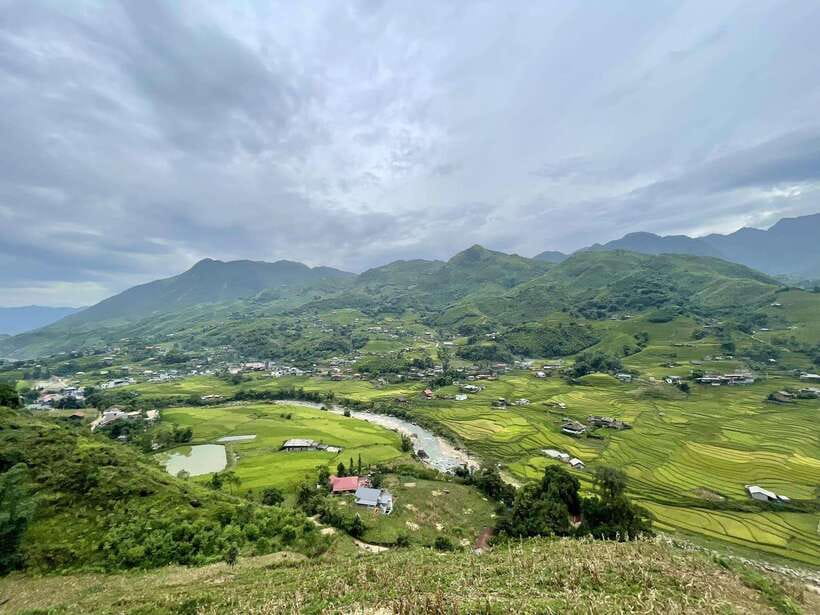 Easy Trek in Sapa mountain : Y Linh Ho - Lao Chai - Ta Van - The Muong Hoa hanging bridge and bamboo-forest stretch