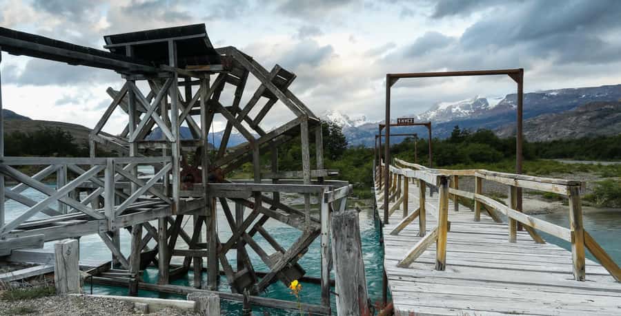 El Calafate: Glacier Cruise & Trekking at Estancia Cristina - Cristina Canal and Navigation Limits: Where You’ll See Ice