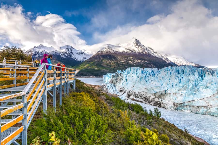 El Calafate: Perito Moreno Glacier Trekking Tour and Cruise - Perito Moreno on foot: what the glacier walk is like