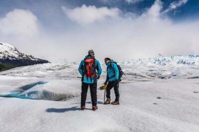 El Calafate: Perito Moreno Glacier Trekking Tour and Cruise - The sail at Bajo de las Sombras: your first real look
