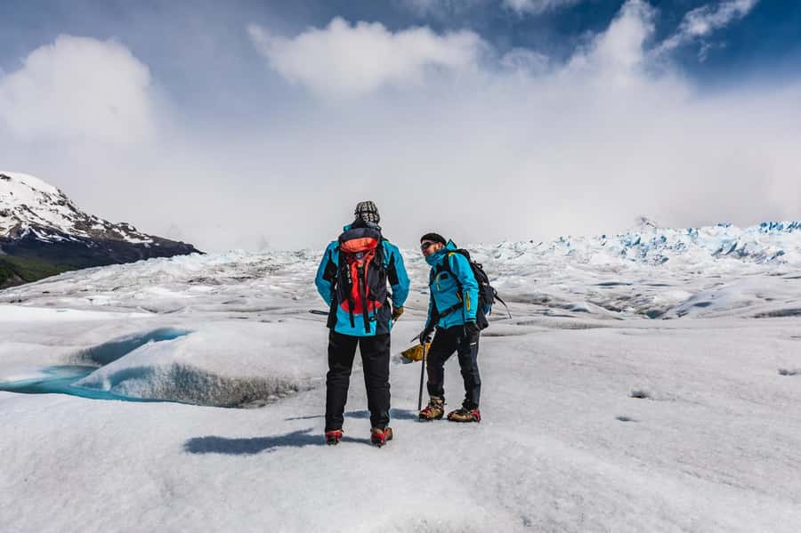 El Calafate: Perito Moreno Glacier Trekking Tour and Cruise - The sail at Bajo de las Sombras: your first real look