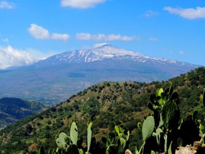 Etna Grantour - 4x4 & trekking - Private tour with lunch included - Morning trekking on Etna: what that 8–10 km actually means