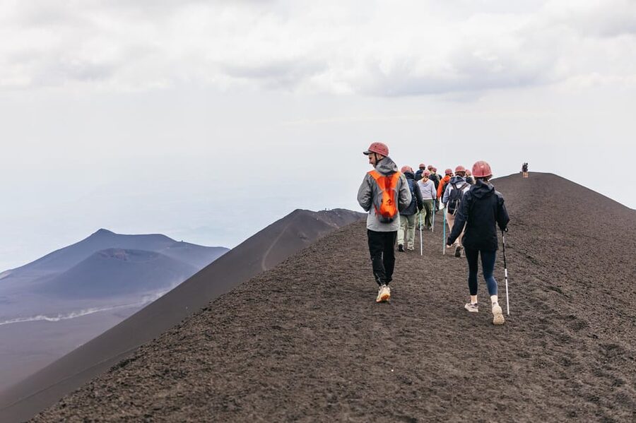 Etna: summit craters trekking with volcano guide 3350mt - The Etna summit craters day: what you’re really signing up for