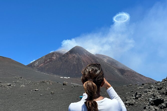 Etna trekking tour - Meeting Point, Breakfast, and the Small-Group Advantage
