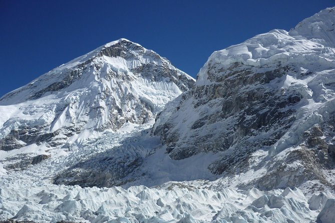 Everest Base Camp Trek 16 Days - What you’ll want from your guide and porters (and why guests cared)