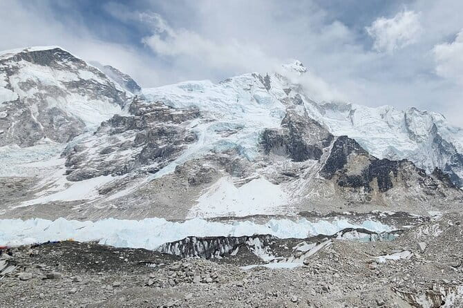 Everest Base Camp Trek from Kathmandu 12 Days - Lukla: the first thrill and the first logistics