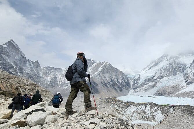 Everest Base Camp Trek from Kathmandu 12 Days - Day-by-day walking: Phakding to Namche Bazaar without rushing