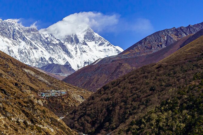 Everest Base Camp Trekking - 13 Day - Days 6–7: Tengboche to Dingboche, with monasteries and a second acclimation beat