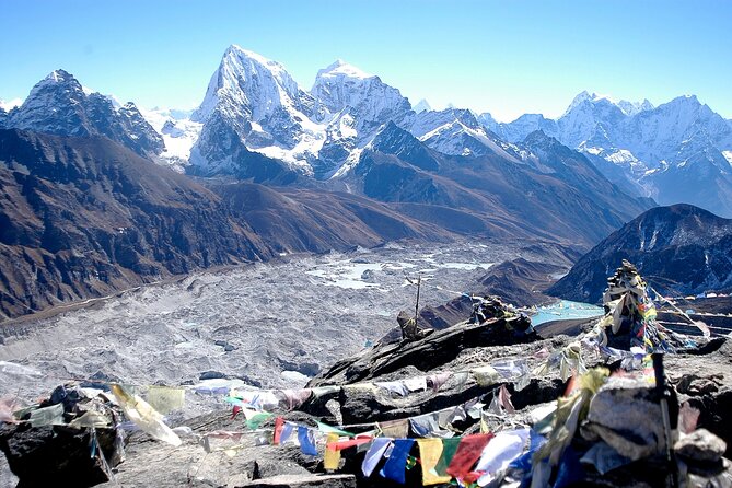 Everest Gokyo Lake Trek - Day 8: the rewarding downhill that still keeps the views coming