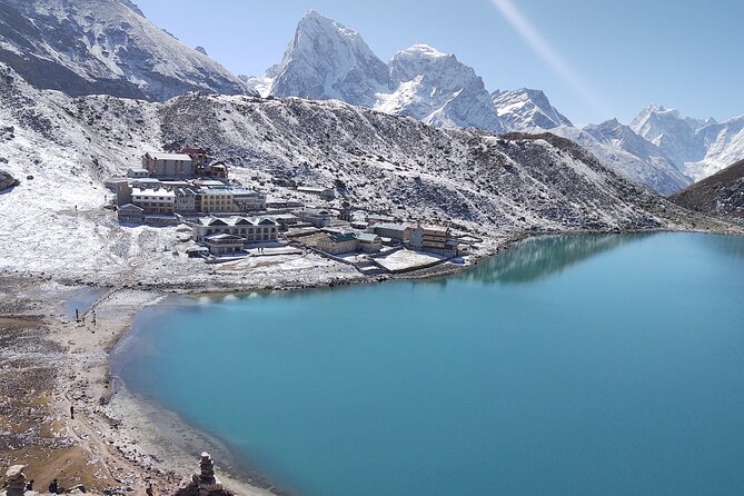 Everest Gokyo Valley Trek - 12 days - The Everest–Gokyo Valley route: why it feels special