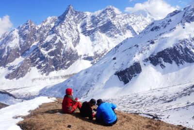 Experience the Thrill of a Lifetime:12-Days Manaslu Circuit trek - Price and logistics: what $1,500 gets you (and what it doesn’t)