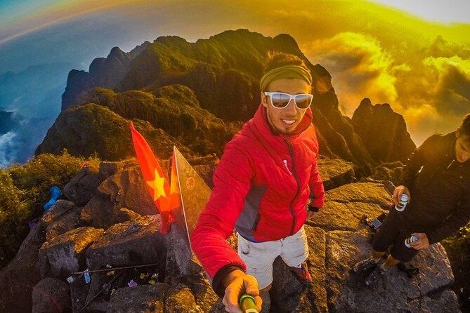 Fansipan Mount Trekking 1 Day - Coming Back Down: Tram Ton Pass and the 4:30 p.m. Return to Sapa