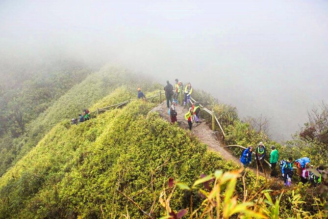Fansipan Mount Trekking 1 Day - Getting Started in Sapa: The 6:00 a.m. Launch to Tram Ton Pass