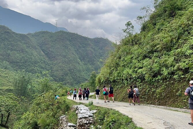 Fansipan Mountain, Cat Cat Village, Rice Terrace 2 Day Sapa Tour - Fansipan Cable-Car Views and the Photo-First Rhythm