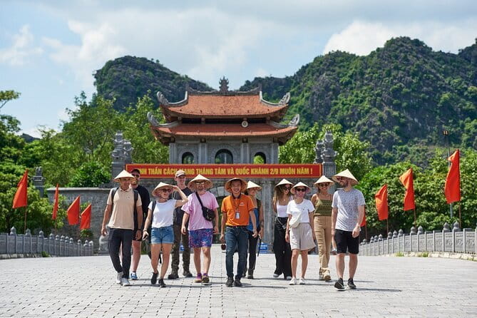 Fansipan Mountain, Cat Cat Village, Rice Terrace 2 Day Sapa Tour - Rice Terrace Trek from Y Linh Ho to Lao Chai (Muong Hoa Stream)
