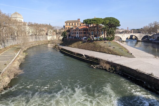 Free Urban Trekking with an Archaeologist - Who This Tour Is Best For (and Who Might Want Another Option)