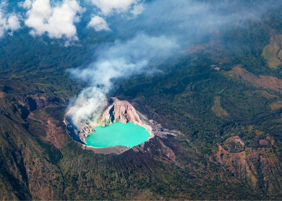 From Bali: Private Mount Ijen Crater Volcano Midnight Trek - Midnight Ascent to the Rim: Stars, Stops, and Cold Air