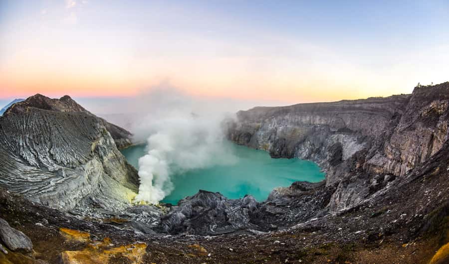 From Bali: Private Mount Ijen Crater Volcano Midnight Trek - Guides and Drivers: Where This Trip Gets Its Reputation