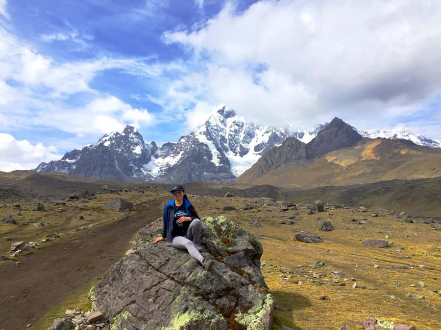From Cusco: 7 Lakes Ausangate Trek with Breakfast and Lunch - What to pack: cold mornings, wind, and a day with no big bag