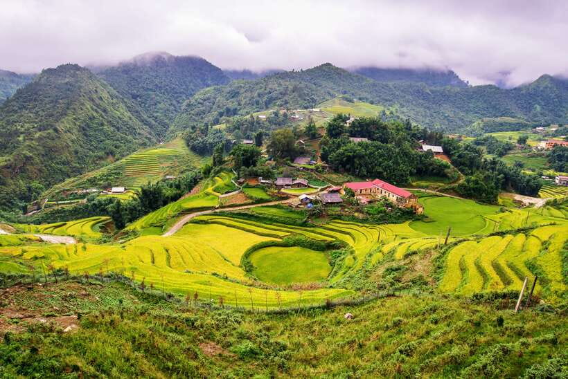 From Hanoi: 2-Day Sapa Trek Tour - Luxury Limousine Transfer - Day 1 in Sapa: Cat Cat Village, Waterfall Views, and a Real Community Walk