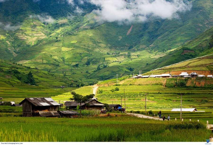 From Hanoi: 2-Day Sapa Trekking Trip with Homestay & Meals - Homestay at a local home: cooking with the mamas, simple comfort, real life
