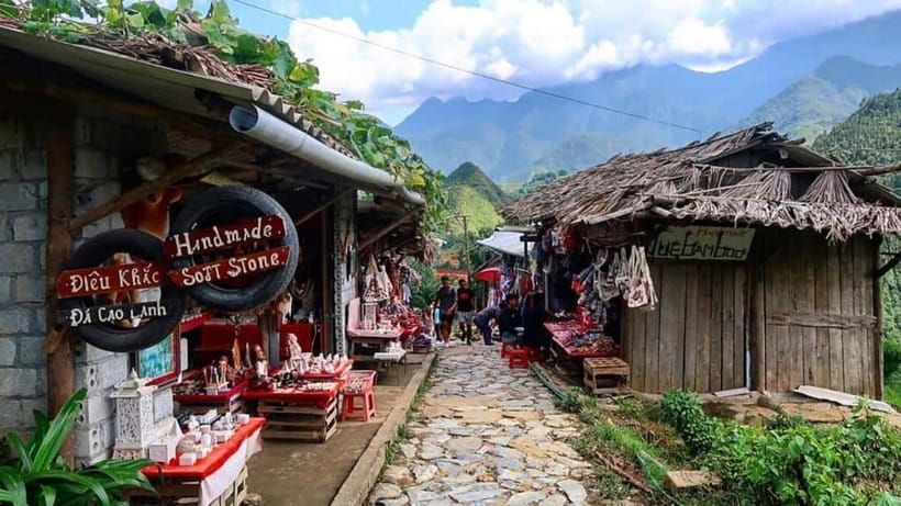 From Hanoi: 2-Days Sapa Trek Lao Chai/Cat Cat, Fansipan Peak - Two days that actually connect: from Sapa villages to Fansipan clouds