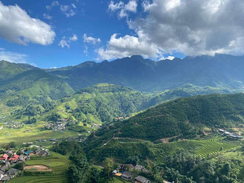 From Hanoi: Trek and Stay: 3-Day Sapa Highlands Adventure - Who should book this Sapa trek