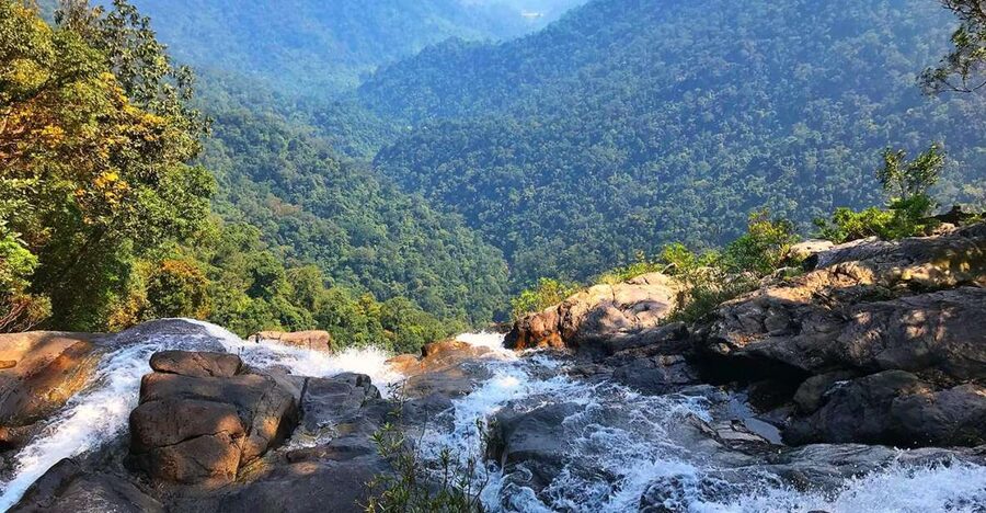 From Hue/Da Nang/Hoi An: Bach Ma National Park Trekking Tour - Five Lakes Trail: the hike that balances effort and fun