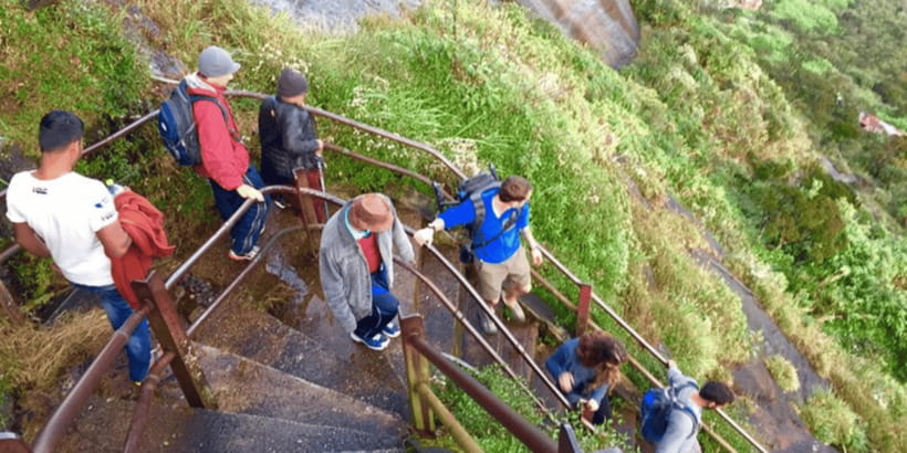 From Kandy: Adams Peak Guided hike via Peak Wilderness - How to prepare: clothing, rules, and staying comfortable at dawn