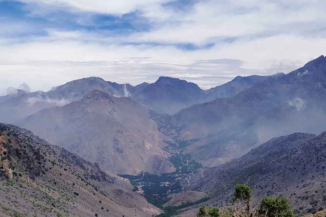 From Marrakech: Atlas Mountains Talamrout Summit day hike & Trek - Pace, gear, and fitness: how hard is 900m really?