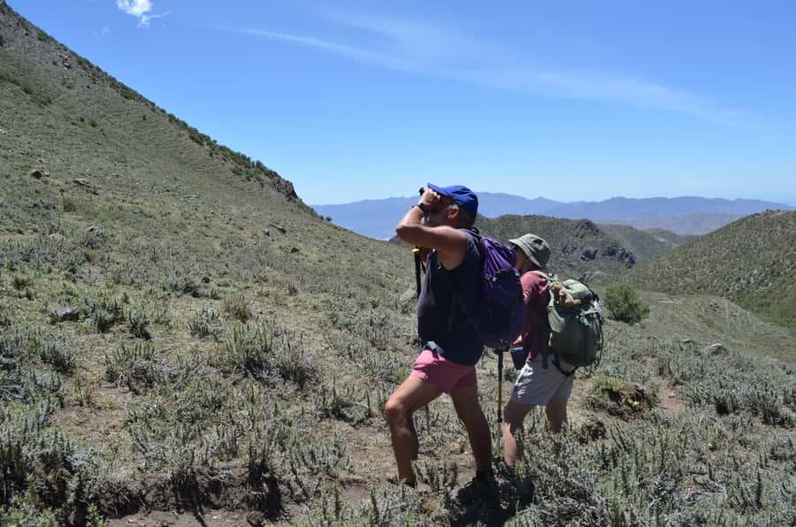 From Mendoza: Trekking and Barbecue in the Andes - Weather in Mendoza (April to September): cold, possible snow, and packing