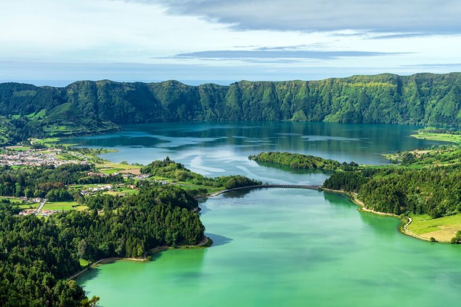 From Ponta Delgada: Vista do Rei to Sete Cidades Guided Trek - Starting at Vista do Rei in Sete Cidades