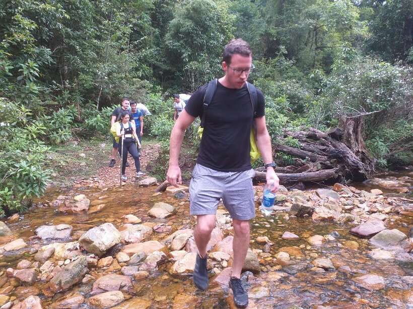 From Sa Pa: Full Day Trek of Fansipan Mountain - Fitness Test: What the 28km, 9–10 Hour Day Really Means