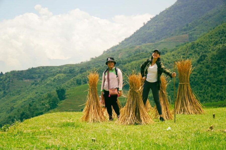 From Sapa: 1-Day Guided Trek to Lao Chai & Ta Van with Lunch - Safety and comfort tips for muddy Sapa days