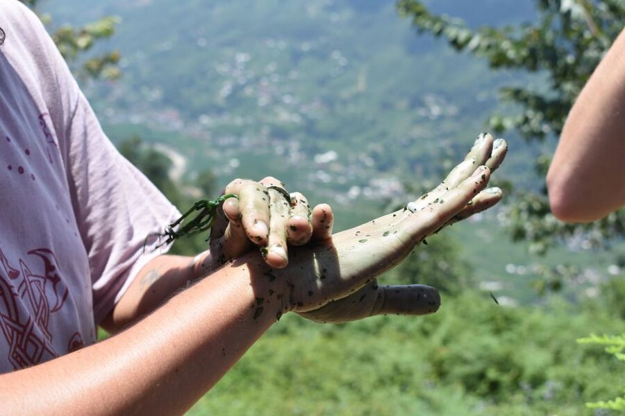 From Sapa: Muong Hoa Valley View & Village Trek 1-Day - 11:30 lunch at Hang Da Village: cliff road scenery and cloud hunting
