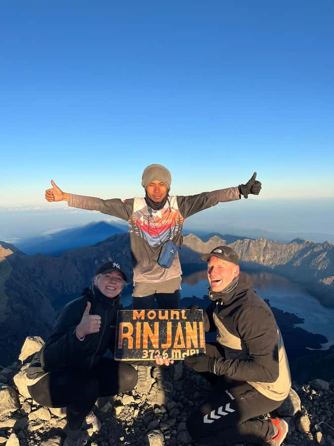 From Senaru: Mount Rinjani 2-Day Trek to Summit - Guides, Porters, and the Small Safety Details