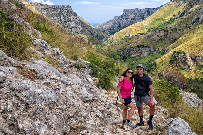 From Syracuse: Trekking Cavagrande - What to bring for Cavagrande trekking (so you enjoy the climb)
