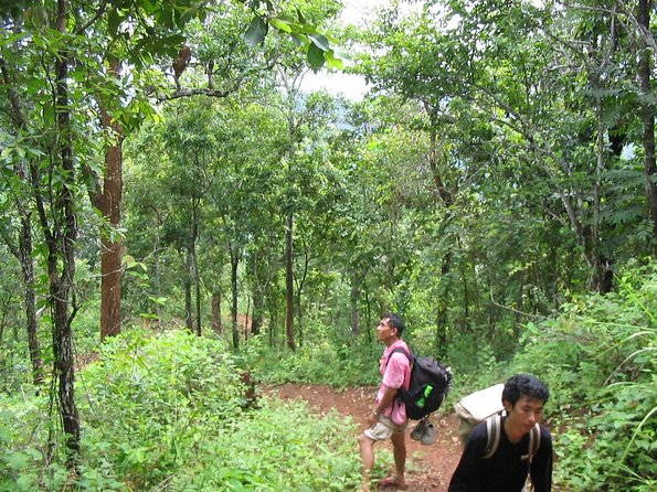 Full Day Trek to Kuang Si Waterfalls, Remote Village - FAQ