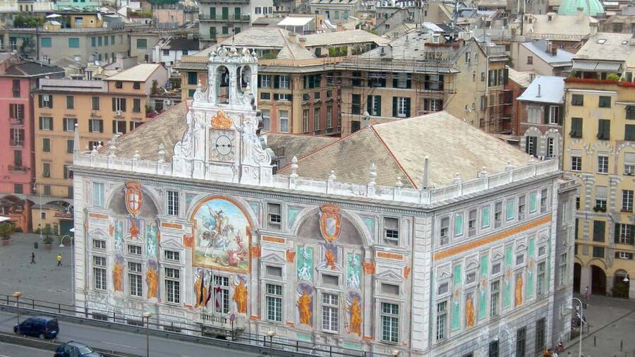 Genoa: Columbus Trail Urban Trekking with Wine & Local Tastings - Who should book this Genoa trek (and who should skip it)