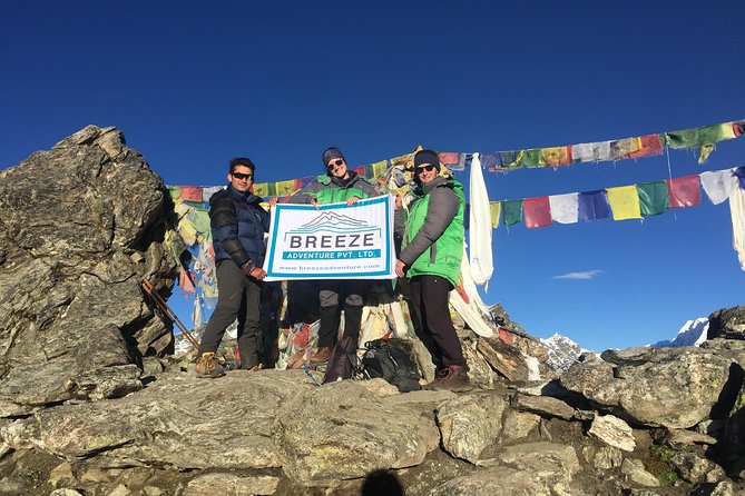 Gokyo Lakes And Renjola Pass Trek - 12 Days - Renjo La Pass: the extra altitude step most people skip