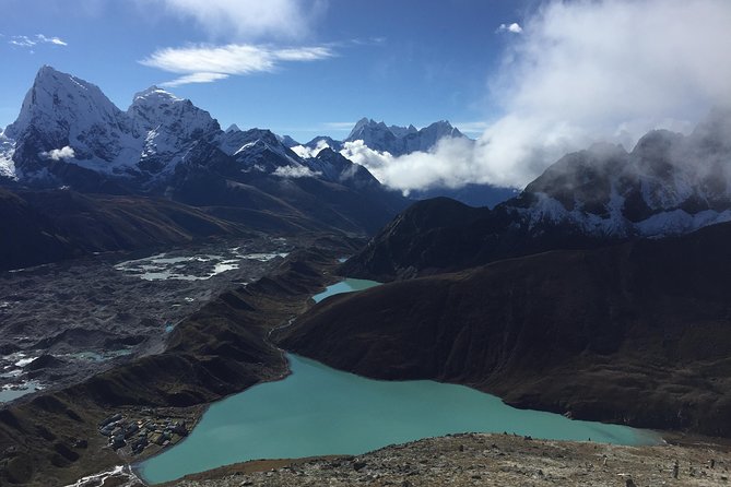 Gokyo Lakes And Renjola Pass Trek - 12 Days - Gokyo Lakes and Gokyo Ri: where the Everest skyline makes sense