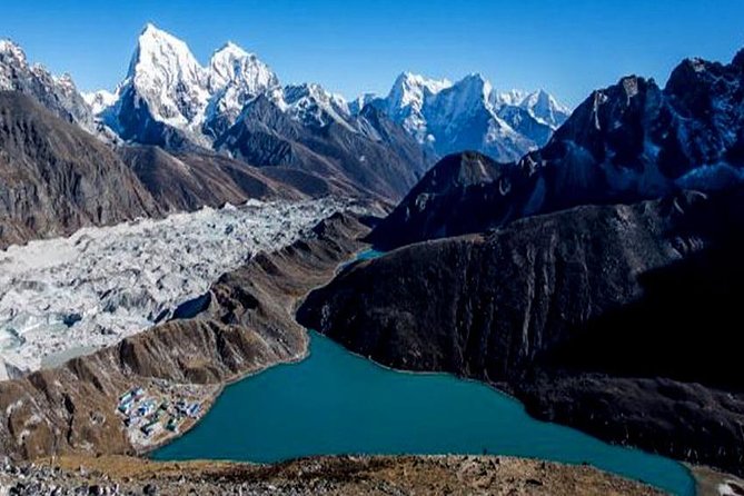 Gokyo Lakes, Gokyo Ri Trekking Package - 10 Days - Namche Acclimatization: Khumjung, the Museum, and the Everest Viewpoint