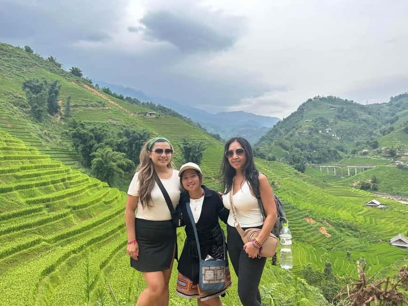 Ha Noi-Sapa Authentic Trek & Homestay wih hmong women (2D1N) - Why this Sapa trek feels personal with Hmong women guides