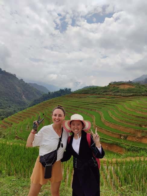 Ha Noi-Sapa Authentic Trek & Homestay wih hmong women (2D1N) - Day 1: Sapa to Ta Van through Y Linh Ho and Lao Chai